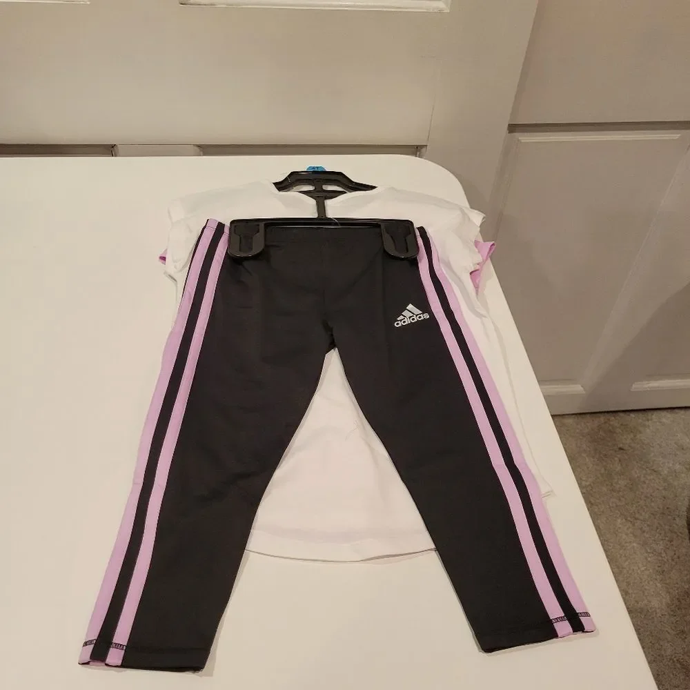 Girl's Adidas 3 Piece Set Tee Shirts and Pants Pink White Black Size 4T